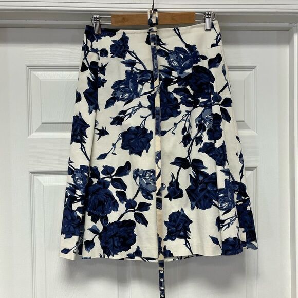 Talbot’s Cream & Blue Floral Belted Skirt sz 2 EUC - Picture 1 of 6